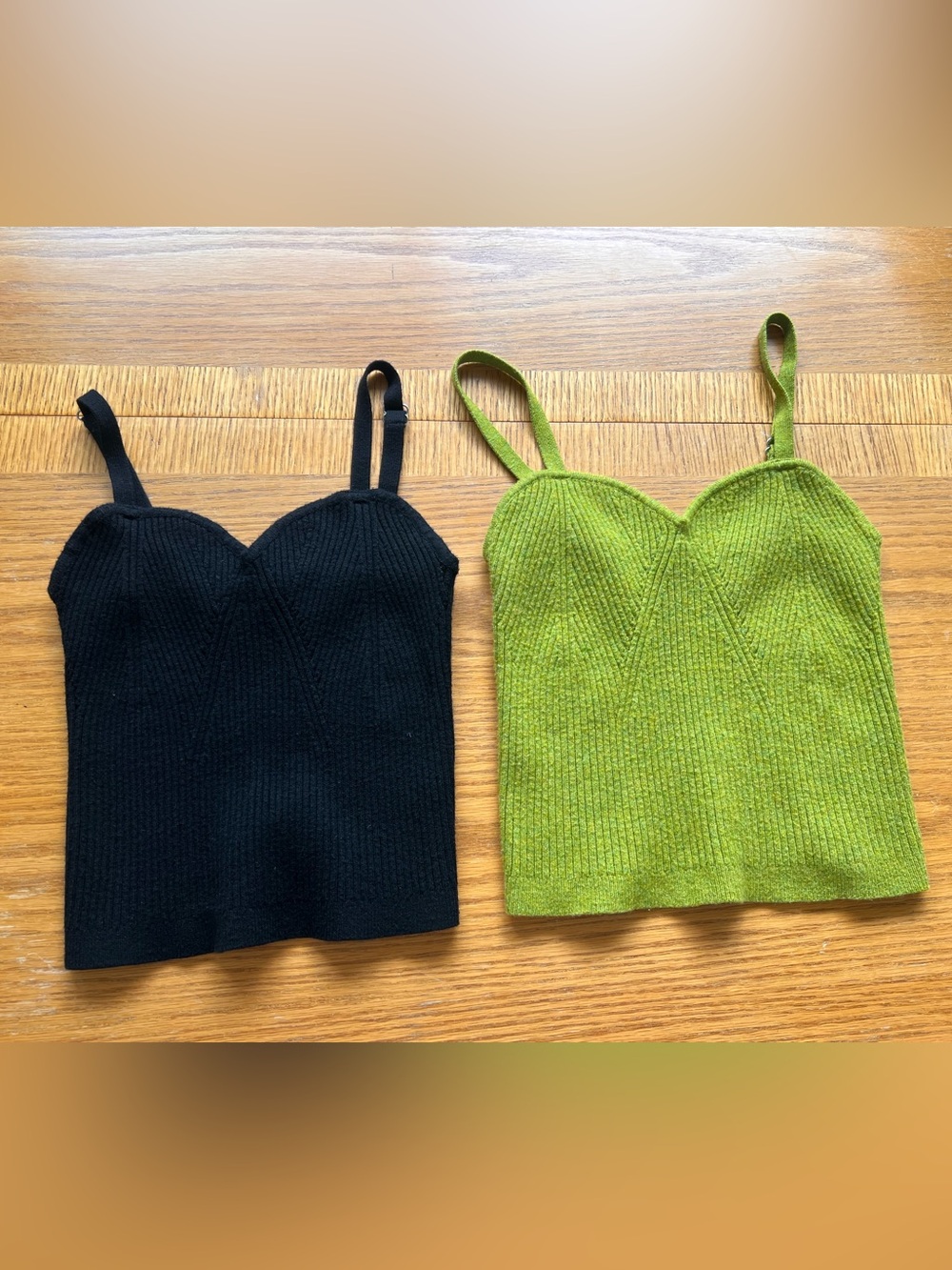 2 Knit Tank Tops Size XS Excellent Condition